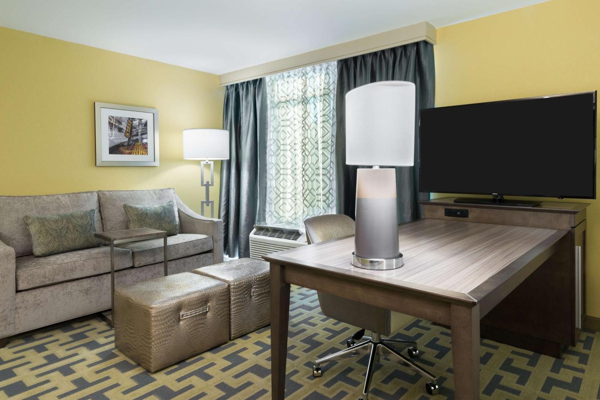 Hampton Inn & Suites Tampa Airport Avion Park Westshore Экстерьер фото