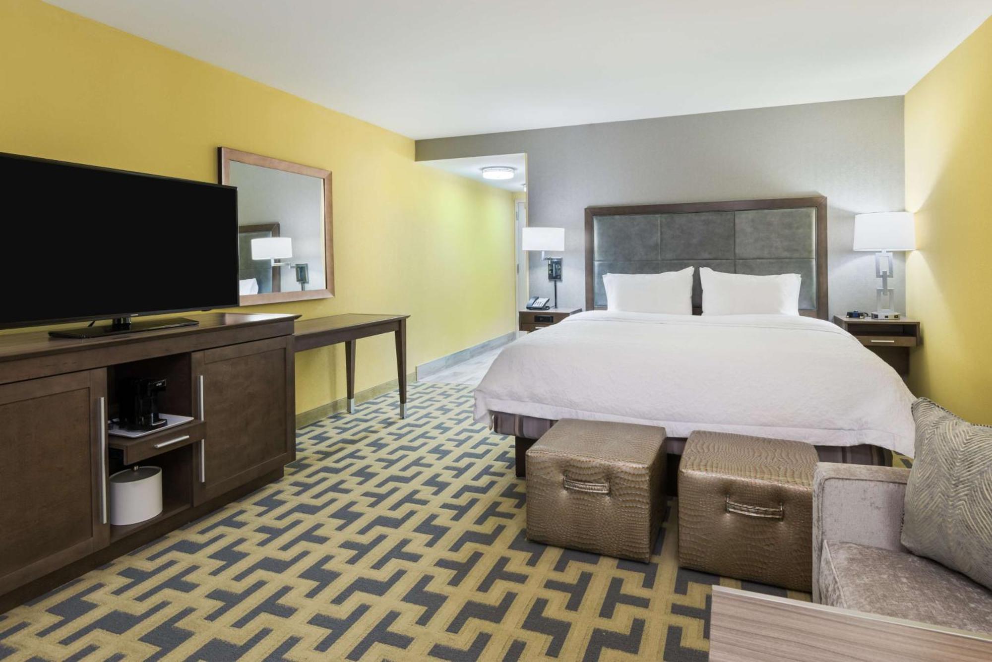 Hampton Inn & Suites Tampa Airport Avion Park Westshore Экстерьер фото
