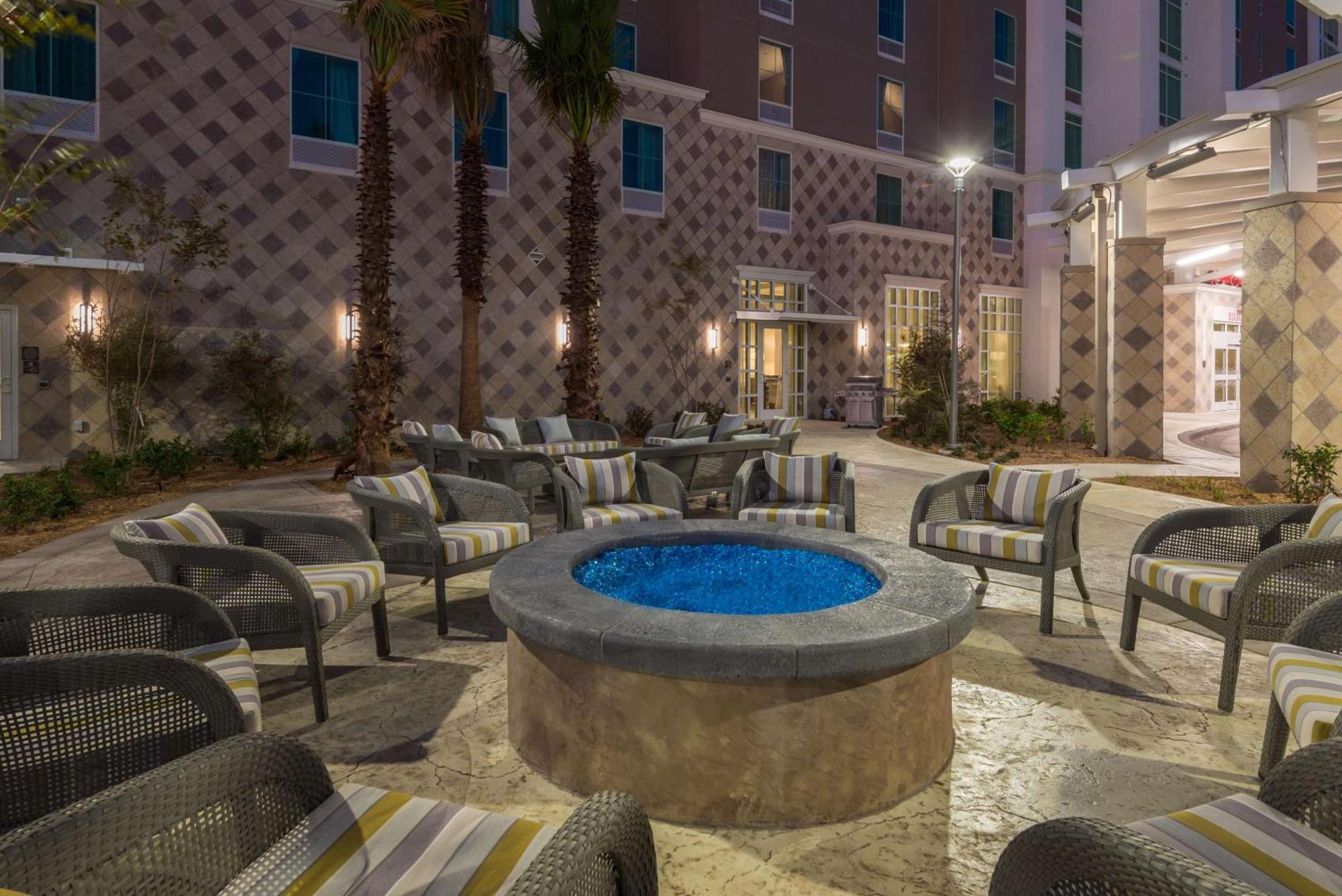 Hampton Inn & Suites Tampa Airport Avion Park Westshore Экстерьер фото